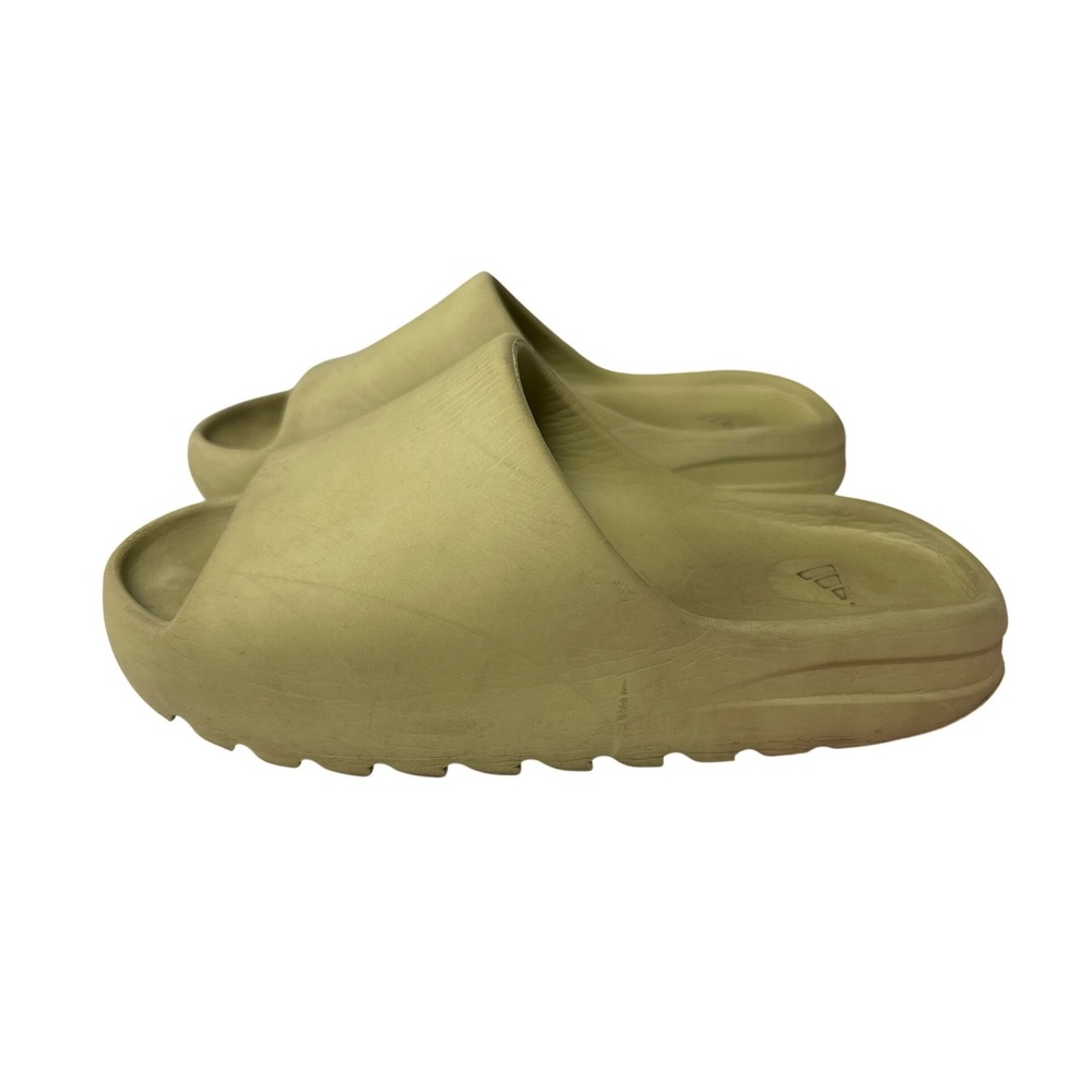 Adidas Yeezy Slide Womens 6 US Resin Green Minimalist Streetwear Foam Sandals